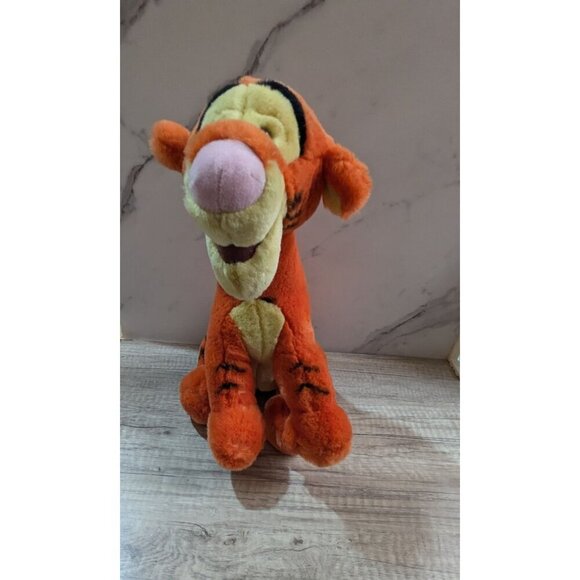 Walt Disney World Tigger Plush Stuffed Animal 14" Orange & Yellow Toy - Picture 1 of 7